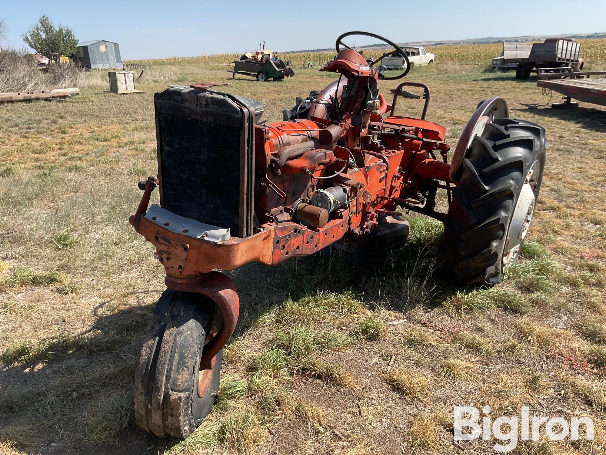 1959 Ford 971-5 2WD Tractor 