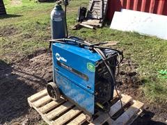 Miller Millermatic 200 Wire Feed Welder 