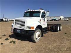 1993 International 4900 T/A Truck Cab & Chassis 