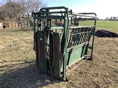 Big Valley Manual Squeeze Chute 