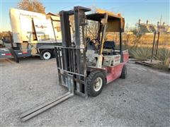 Nissan 50 Forklift 