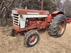 1959 International 660 2WD Diesel Tractor 