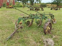 John Deere 3 X 16" Pull-Type Plow 