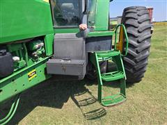 items/6a1fc165c661ef11a4e60022488ec0a9/2000johndeere77102wdtractor_6fd97d6ea14246eda69c6a40d03bfbe9.jpg