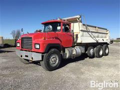 1998 Mack RD688S Dump Truck 