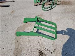 items/6a804b9c7ceaeb11ba5e00155d42e7e6/grillguardforjohndeere7810tractor_d4662b3af73c415981299a214e05f836.jpg