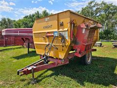 Knight 3036 Reel Auggie Feed Mixer Wagon 