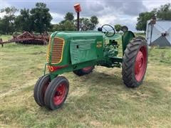 Oliver 70 Row Crop 2WD Tractor 