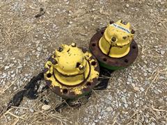 items/6b3b56c05345ee11a81c00224890d91b/johndeere4020frontwheelhubs_186898244f054801af7c1977ce190688.jpg