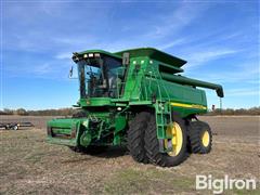 2004 John Deere 9660 STS 4WD Combine 