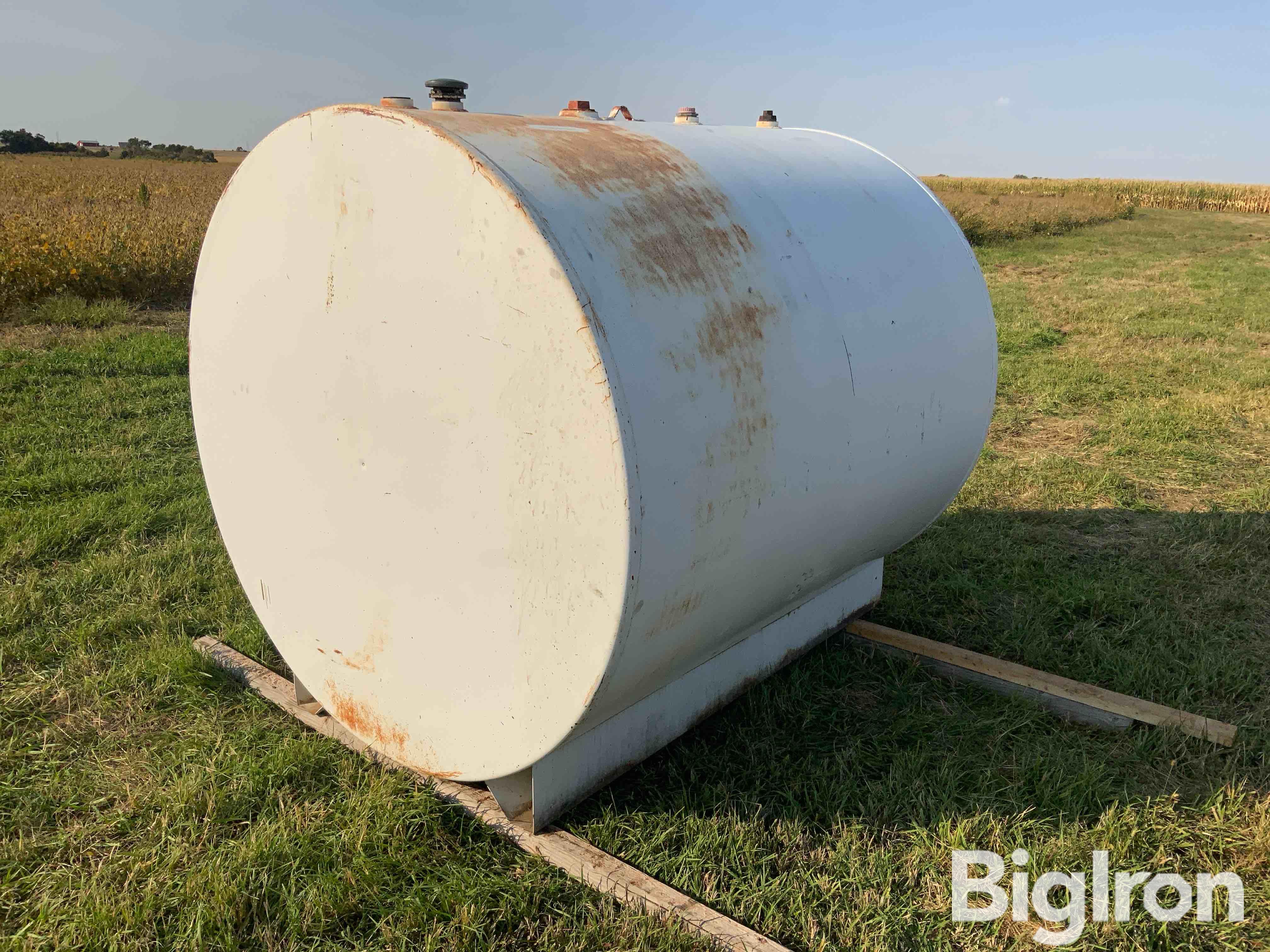 1000-Gallon Fuel Tank 