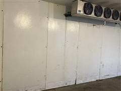 items/6b9313b32134eb118fed00155d42e7e6/kysorpanelsystems21x19drive-incoolerfreezer_a7b9be8b5edc408eb1425a83f66cfebb.jpg