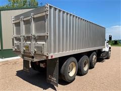 items/6b9824118b0fed11b5cf0003fff934d4/2004chevroletc8500tagraintruckwithpusheraxle_6b12225b693f437b835b1aee812af6bb.jpg