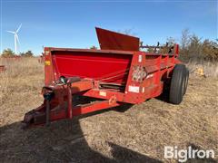 International 575 Manure Spreader 