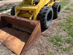 items/6befa5f1f6d9ed11a81c6045bd4bc5ad/newhollandl35skidsteer-4_631f10dd17d94fc9bef3b4622a3e2045.jpg