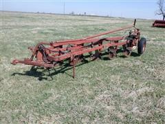 International 550 5x14" Semi-Mounted Steerable Plow 