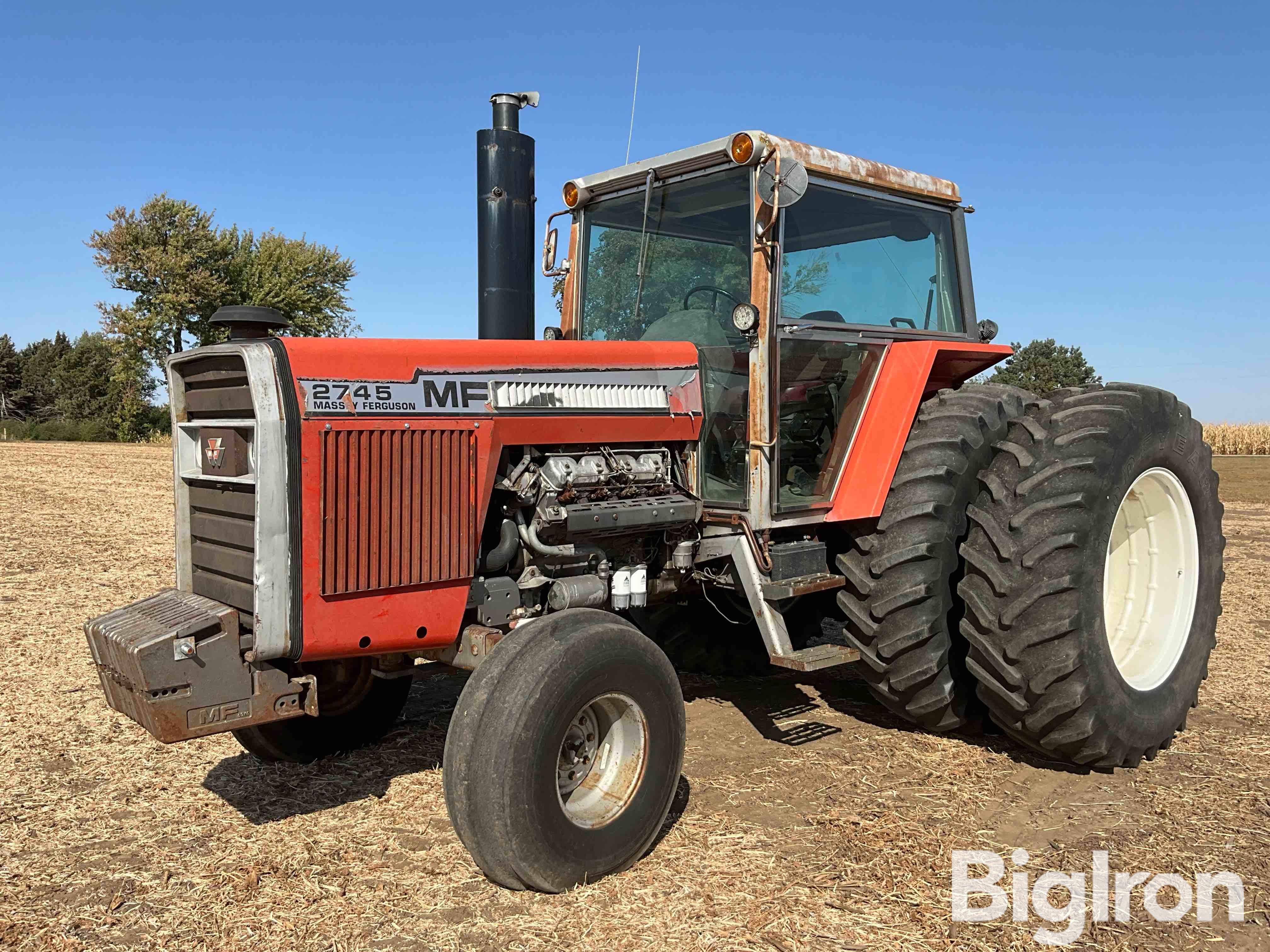 1980 Massey Ferguson 2745 2WD Tractor 