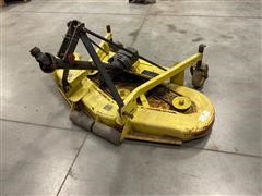 John Deere 261 Grooming Mower 