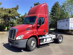 2016 Freightliner Cascadia 113 S/A Day Cab Truck Tractor 