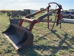 Farmhand Loader 