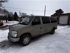 2011 Ford Econoline E350 Super Duty 2WD Van 