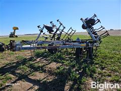 Hiniker 3300 24' Field Cultivator 