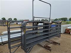 Behlen Corral Panels W/Livestock Gate 