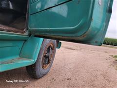 items/6d021b20ac33ee11a81c000d3a61103f/1970chevroletc50sagraintruck-15_2a0df1092d11493e807c6277997072b1.jpg