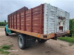 items/6d021b20ac33ee11a81c000d3a61103f/1970chevroletc50sagraintruck-15_be9418bf534d4403a062c60ca07cbcc3.jpg