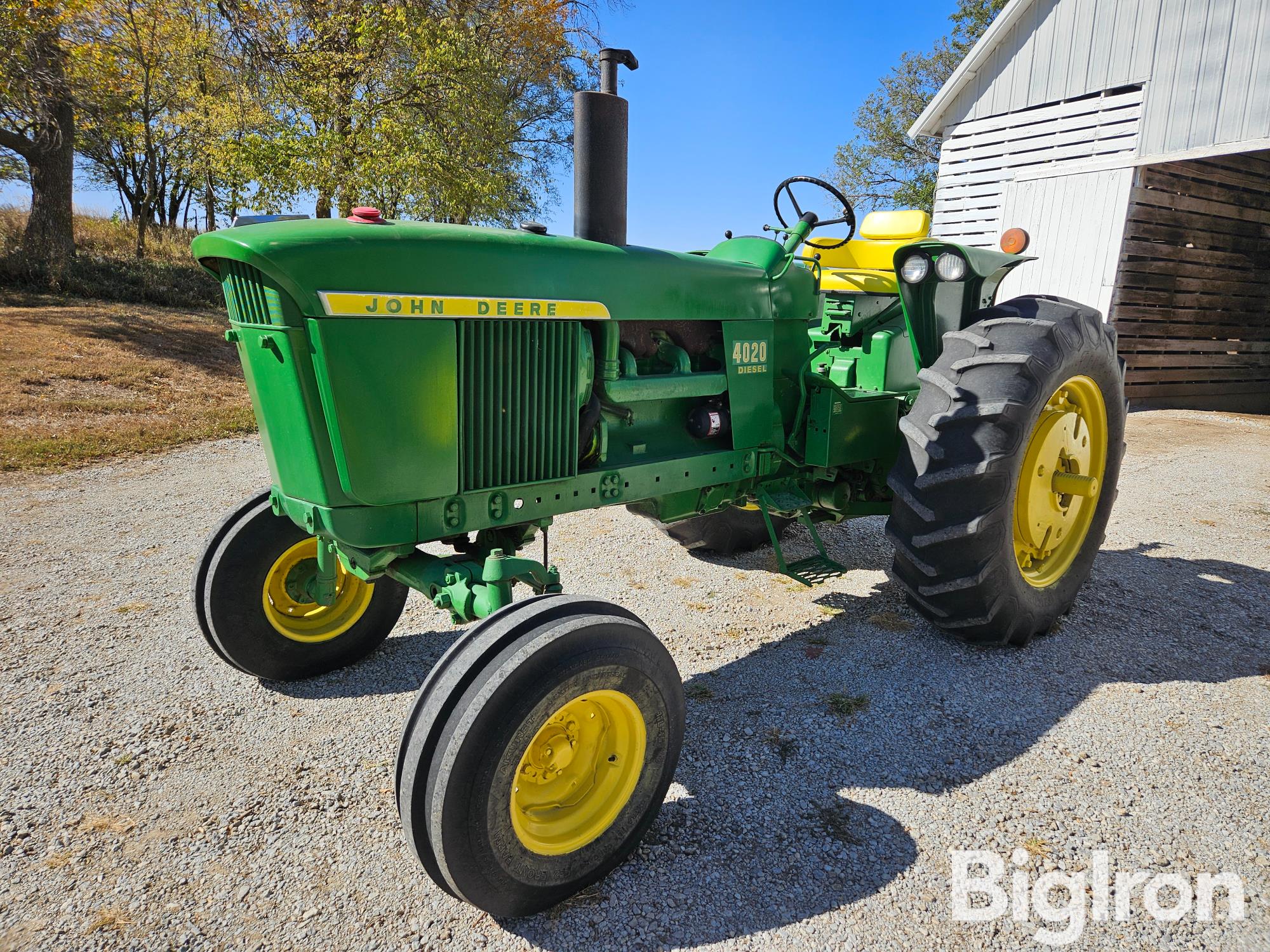 1970 John Deere 4020 2WD Tractor 