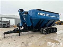 2018 Kinze 1105 Tracked Grain Cart 