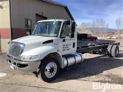 2013 International DuraStar 4300 S/A Cab & Chassis 