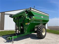 J&M 750-14 Grain Cart 