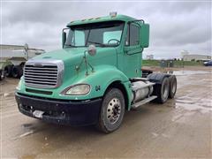 2004 Freightliner Conventional Truck Tractor 