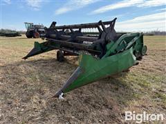 John Deere 216 Header 