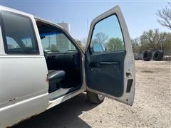 items/6e35b2c9a3d0ec11bea200155d72f54a/1991chevrolet2500cheyenne4x4extendedcab2doorlongboxpickup_c7cd809d886b42909de7d0e9a033a64c.jpg