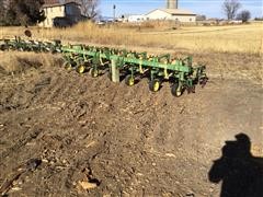 John Deere Row Crop Cultivator 