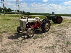1953 Ford 600 2WD Tractor 
