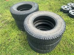 items/6e943d3fe420ee11a81c000d3ad3f876/westlakeradialsl369at23580r17tires_97ee7d3f16164a56bcee67bb9ea2ff9d.jpg