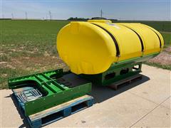 2016 Ace Roto-Mold 750-Gallon Fertilizer Tank & John Deere Pedestal 