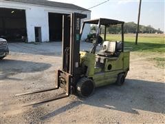 Clark GCS25 Forklift 