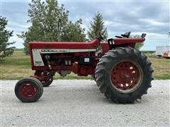 items/6eafda13751bee11a81c000d3ad3f876/1967farmall706dieselwidefront2wdtractor_3005dad7d95e48e098bc0303b59d726d.jpg