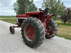 items/6eafda13751bee11a81c000d3ad3f876/1967farmall706dieselwidefront2wdtractor_e9b5ace32a584a999cbfefbcedde91bb.jpg