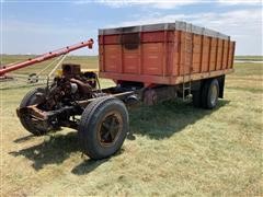 1970 GMC Truck With Box And Hoist For Parts 