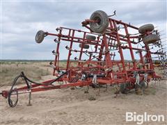 Wil-Rich 32' Field Cultivator 