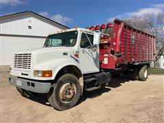 2000 International 4700 S/A Silage Truck 