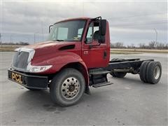 2005 International 4300 SBA 4x2 Cab & Chassis 