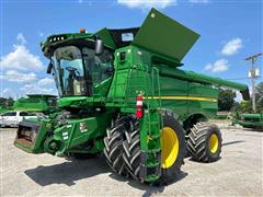 2018 John Deere S780 4WD Combine 