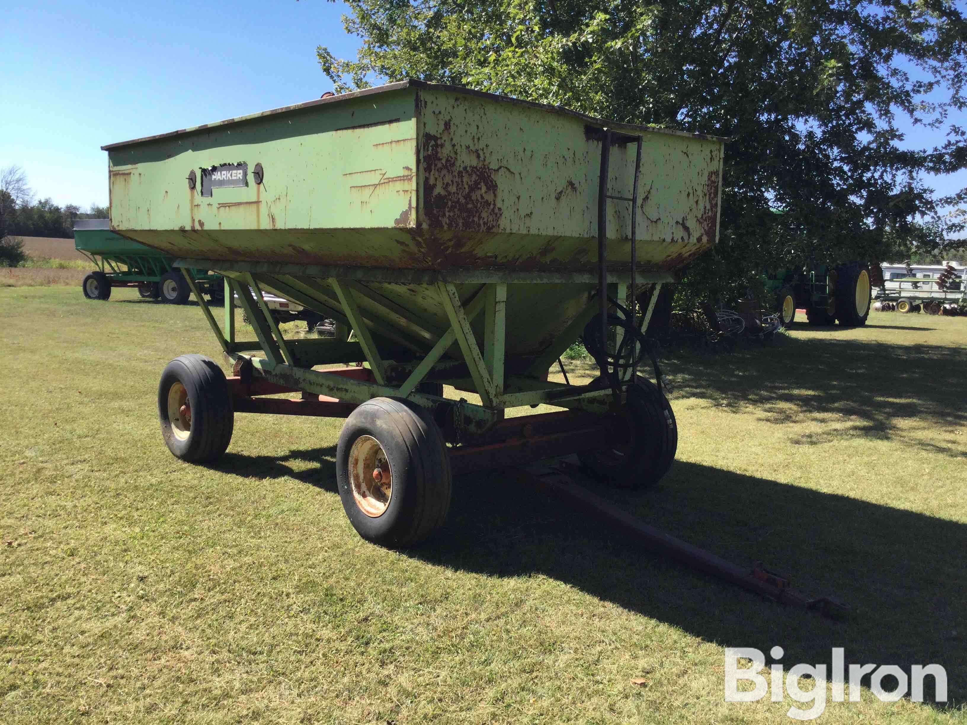 Parker Gravity Flow Wagon W/auger 