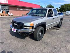 2004 GMC New Sierra K1500 4x4 Crew Cab Pickup 